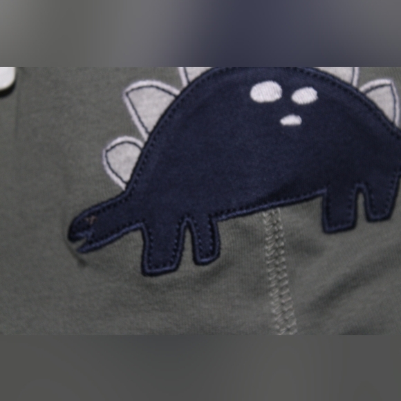 New Carter's 3 Piece Set - Picture 4 of 15